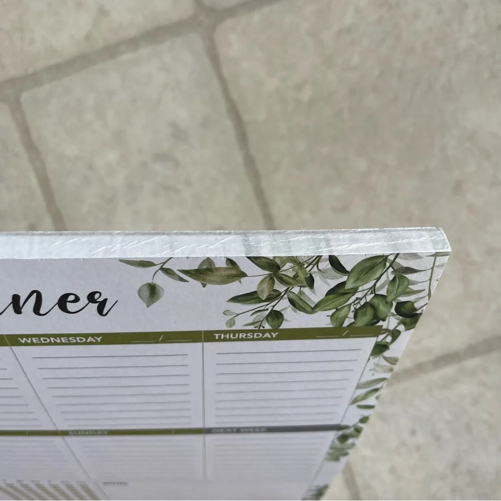 Weekly Planner with Green Leaf Design